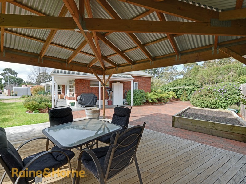 12 Sunways Avenue, Seven Mile Beach TAS 7170