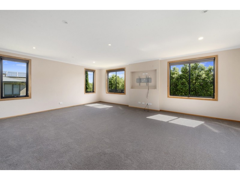 10 Cologne Drive, Oakdowns TAS 7019