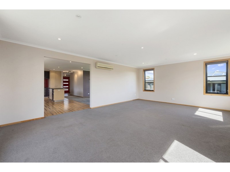 10 Cologne Drive, Oakdowns TAS 7019