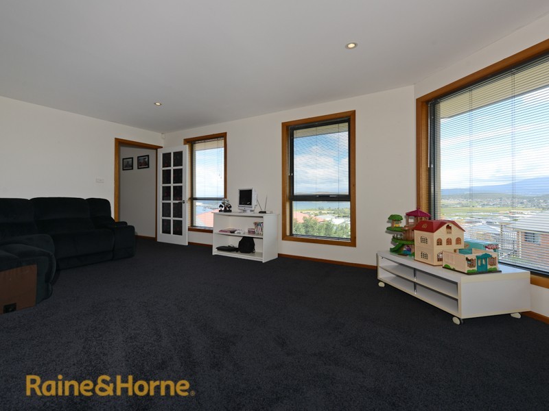 49 Cologne Drive, Oakdowns TAS 7019