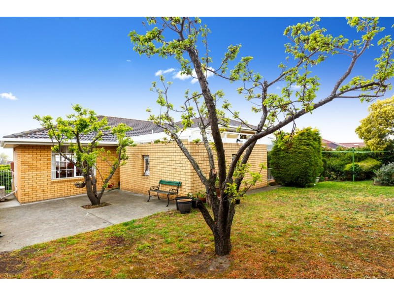 47 Chardonnay Drive, Berriedale TAS 7011