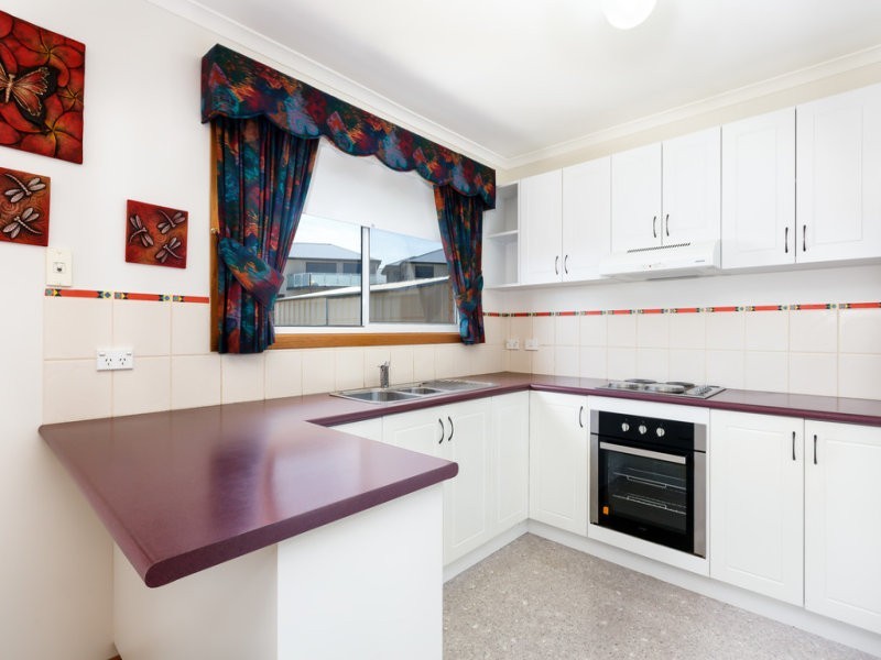 1/26 Horsham Road, Oakdowns TAS 7019