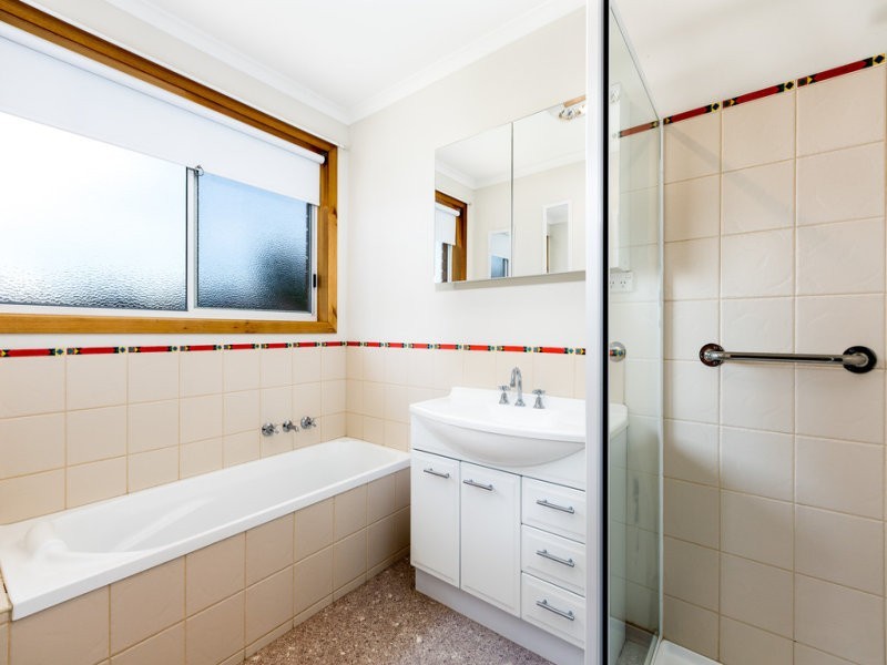 1/26 Horsham Road, Oakdowns TAS 7019