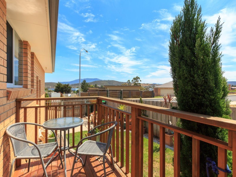 1/26 Horsham Road, Oakdowns TAS 7019