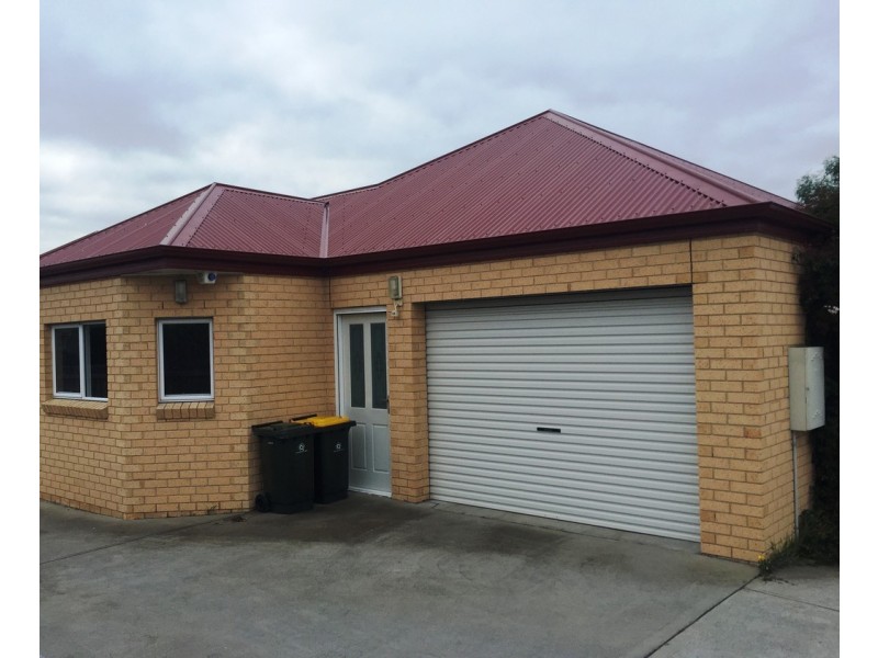 2/36 Garden Road, Moonah TAS 7009