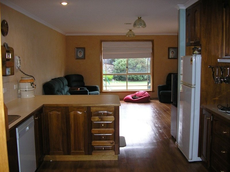 8 Peta Crt, Old Beach TAS 7017