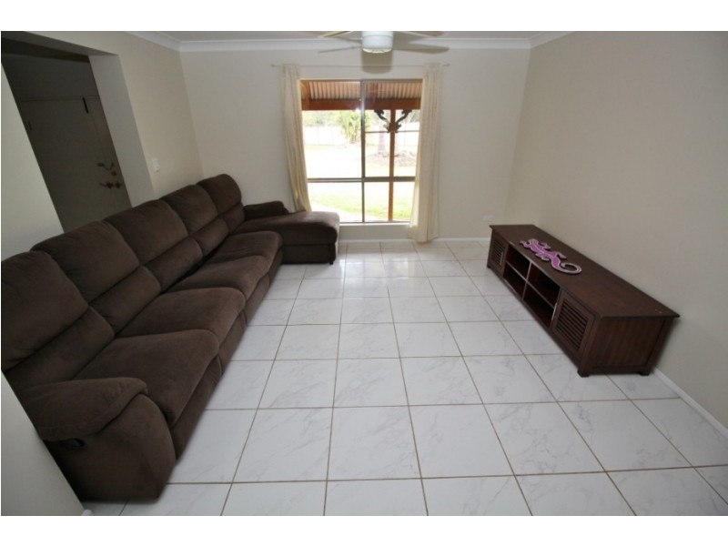 20 Grant Avenue, Kingaroy QLD 4610