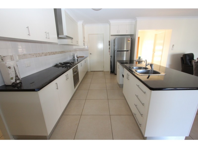 162 – 168 Premier Drive, Kingaroy QLD 4610