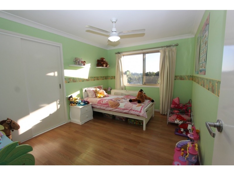39 South Kerton Rd, Nanango QLD 4615