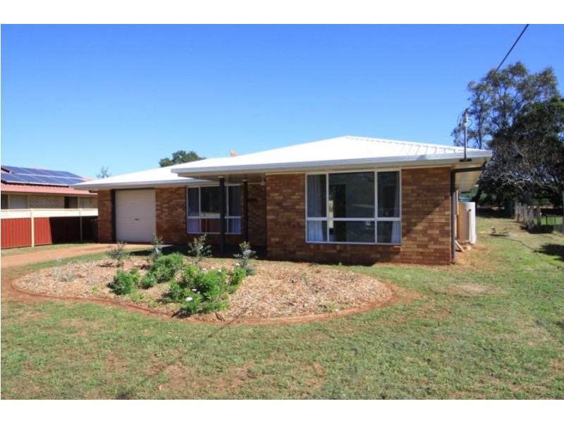 7 ANDREW STREET, Wooroolin QLD 4608
