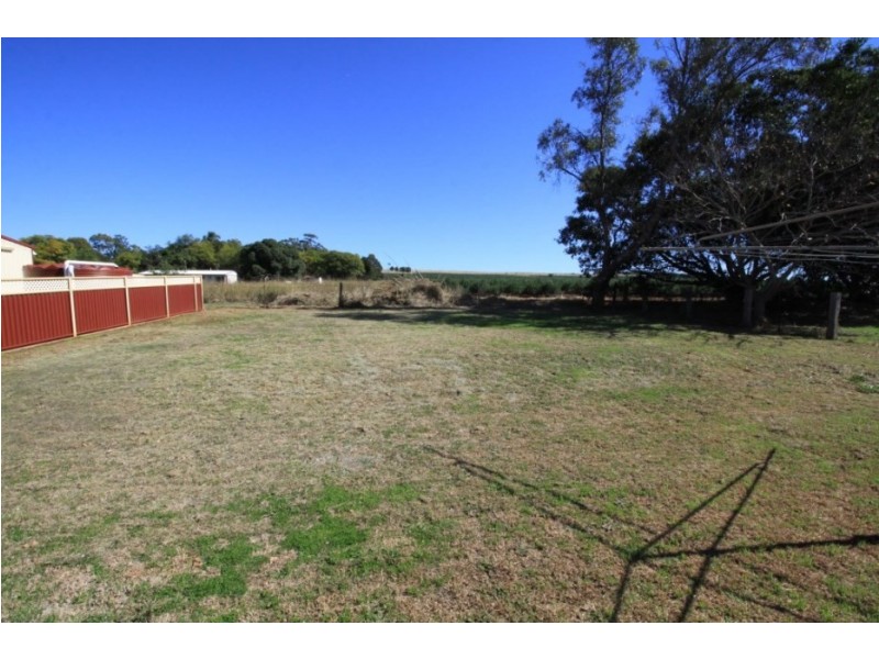 7 ANDREW STREET, Wooroolin QLD 4608