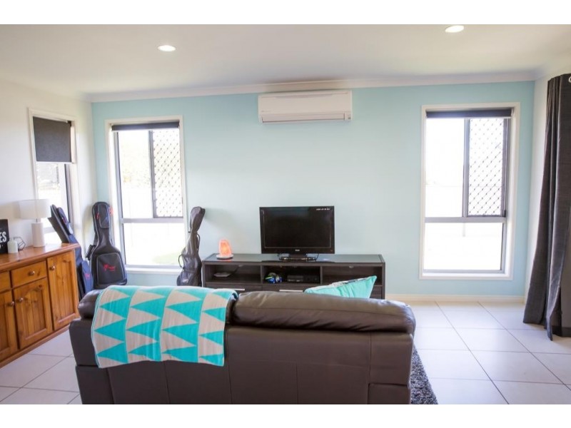 27 Bridgeman Parade, Kingaroy QLD 4610