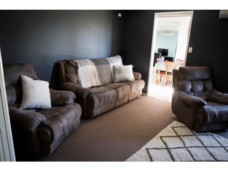 27 Bridgeman Parade, Kingaroy QLD 4610