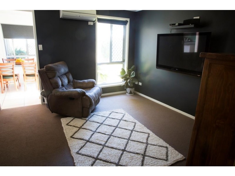 27 Bridgeman Parade, Kingaroy QLD 4610