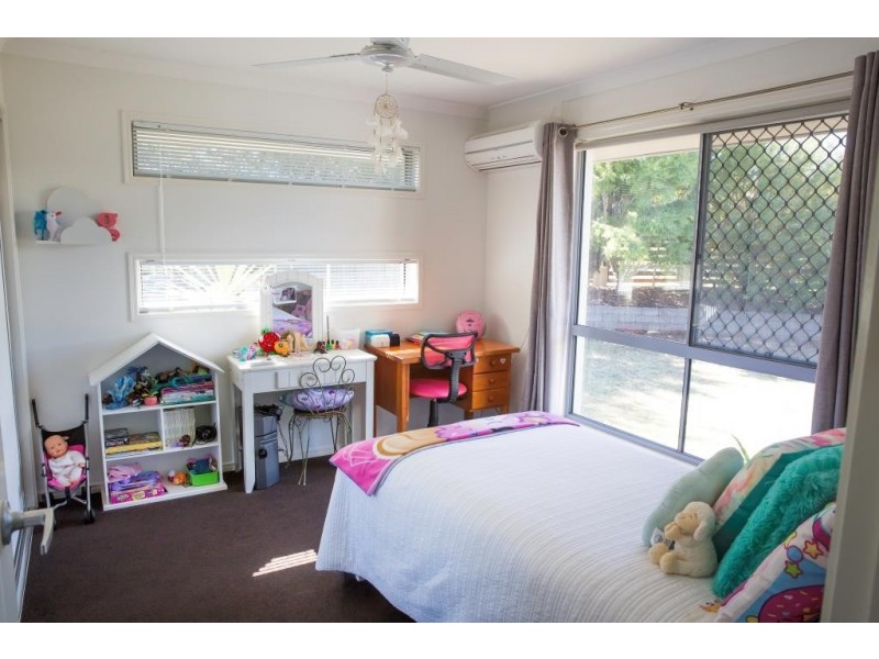 27 Bridgeman Parade, Kingaroy QLD 4610