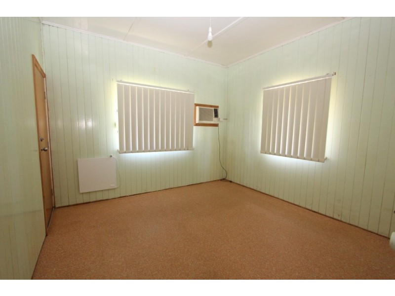29 Hodge St, Kingaroy QLD 4610