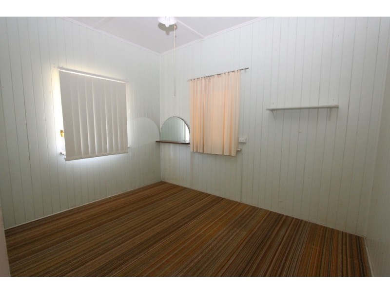 29 Hodge St, Kingaroy QLD 4610