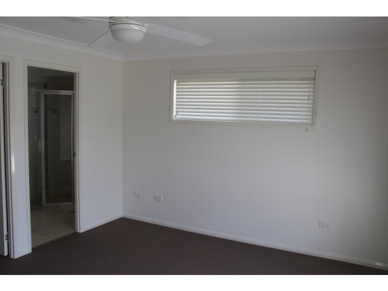 42 Premier, Kingaroy QLD 4610