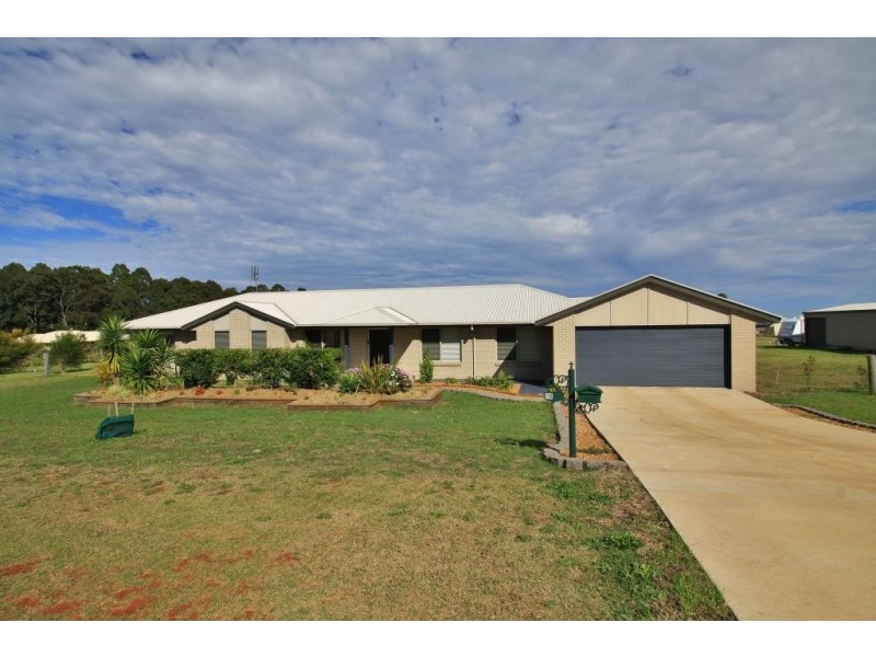 26 Premier Drive, Kingaroy QLD 4610