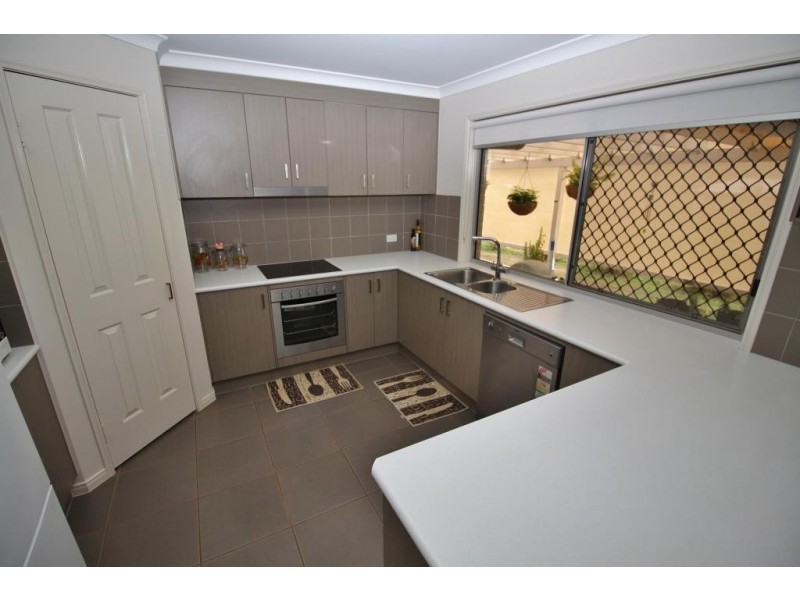 26 Premier Drive, Kingaroy QLD 4610