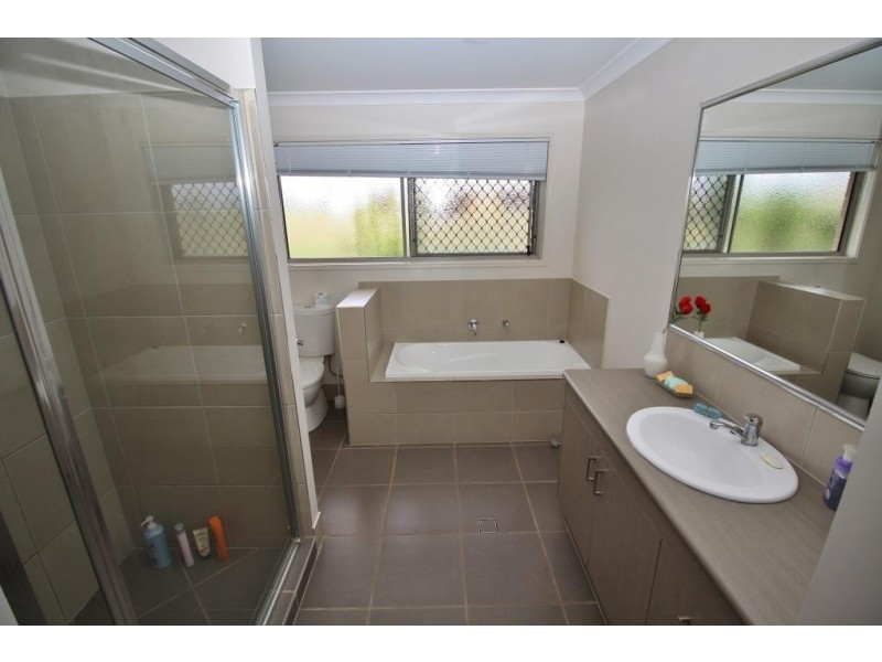 26 Premier Drive, Kingaroy QLD 4610