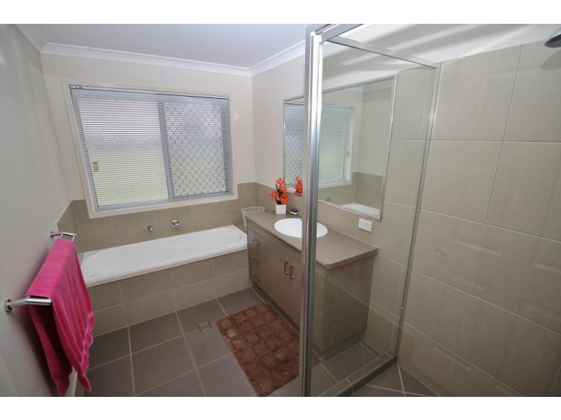 26 Premier Drive, Kingaroy QLD 4610
