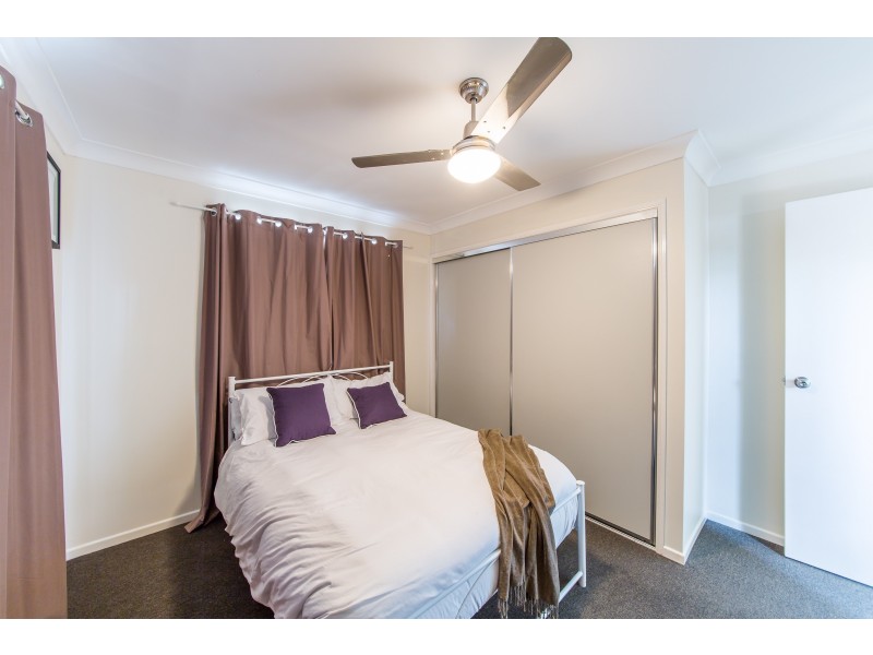 33 Farr Ct, Wattle Camp QLD 4615