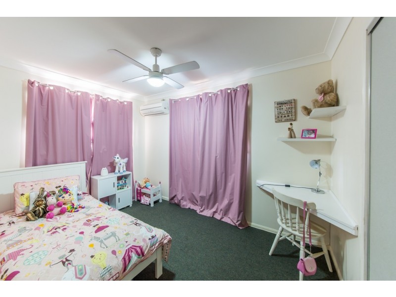 33 Farr Ct, Wattle Camp QLD 4615
