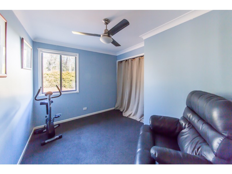 33 Farr Ct, Wattle Camp QLD 4615