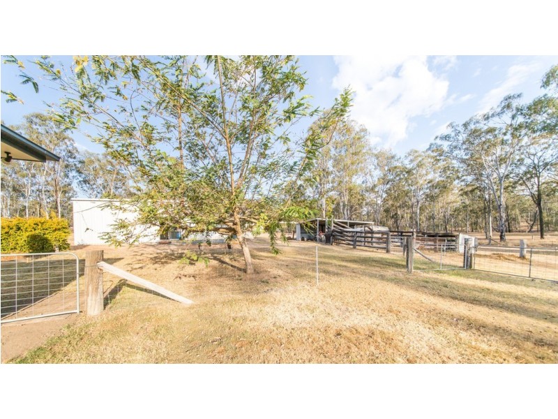 33 Farr Ct, Wattle Camp QLD 4615