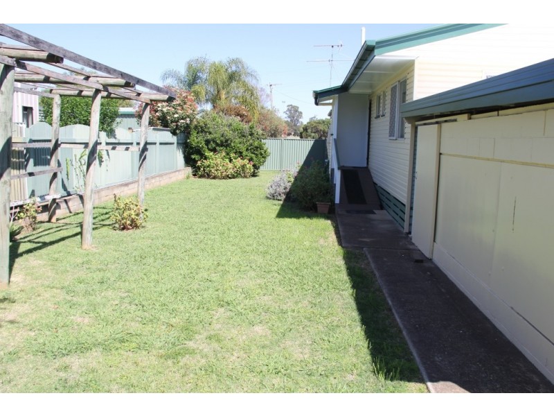 20 Baron Street, Kingaroy QLD 4610