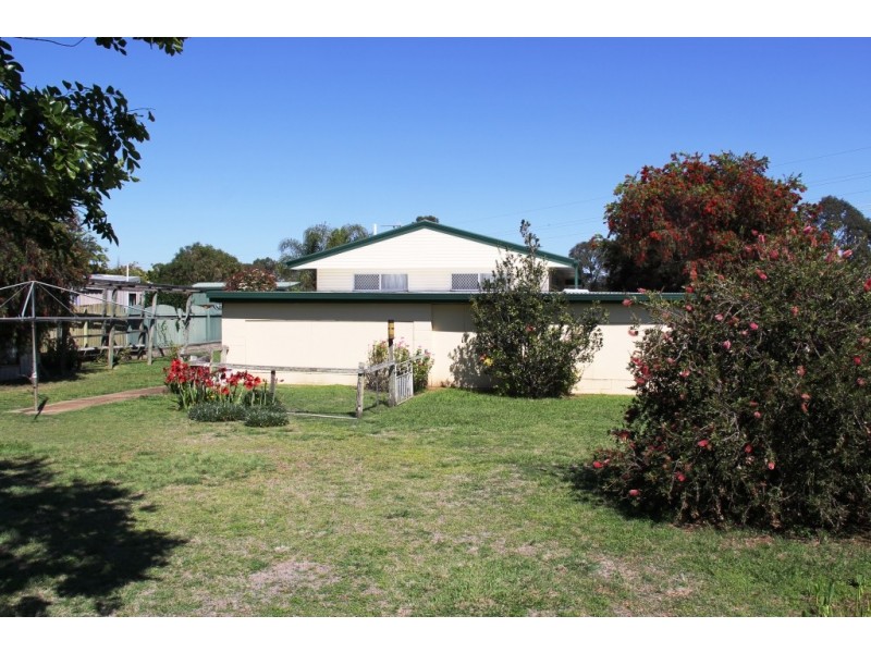20 Baron Street, Kingaroy QLD 4610
