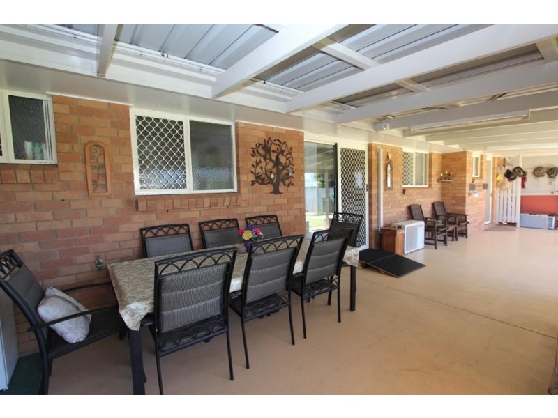 18 Cowie Drive, Kingaroy QLD 4610