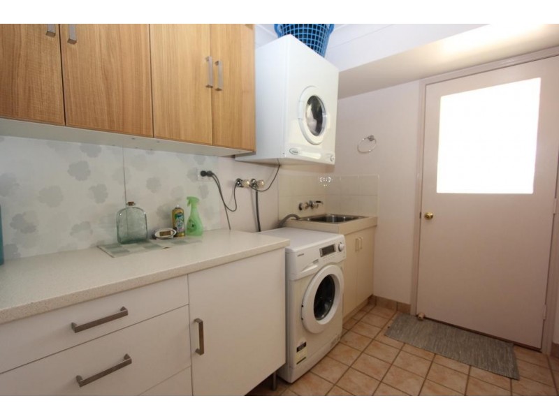 18 Cowie Drive, Kingaroy QLD 4610