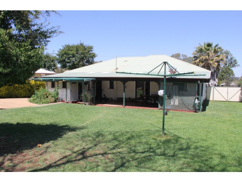 54 Carinya Street, Kingaroy QLD 4610