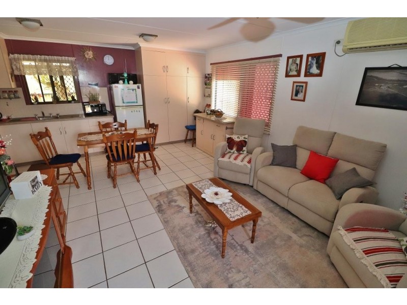 18 KELVYN STREET, Kingaroy QLD 4610