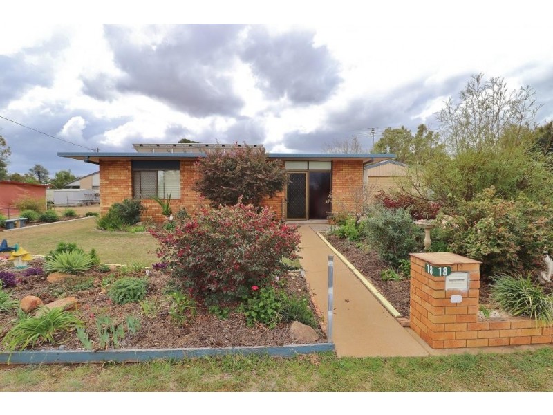 18 KELVYN STREET, Kingaroy QLD 4610
