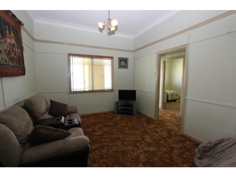 12 Fitzroy Street, Kingaroy QLD 4610