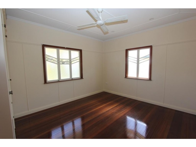 164 Doonkuna St, Kingaroy QLD 4610