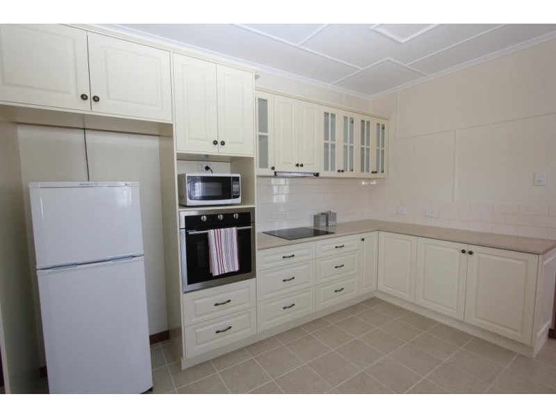 164 Doonkuna St, Kingaroy QLD 4610