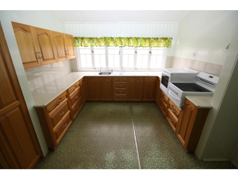 52 KNIGHT STREET, Kingaroy QLD 4610