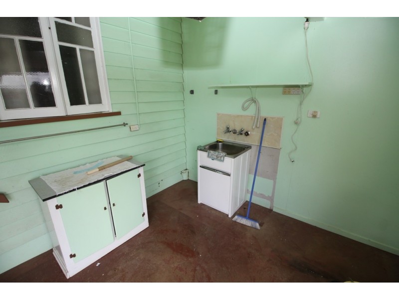 52 KNIGHT STREET, Kingaroy QLD 4610