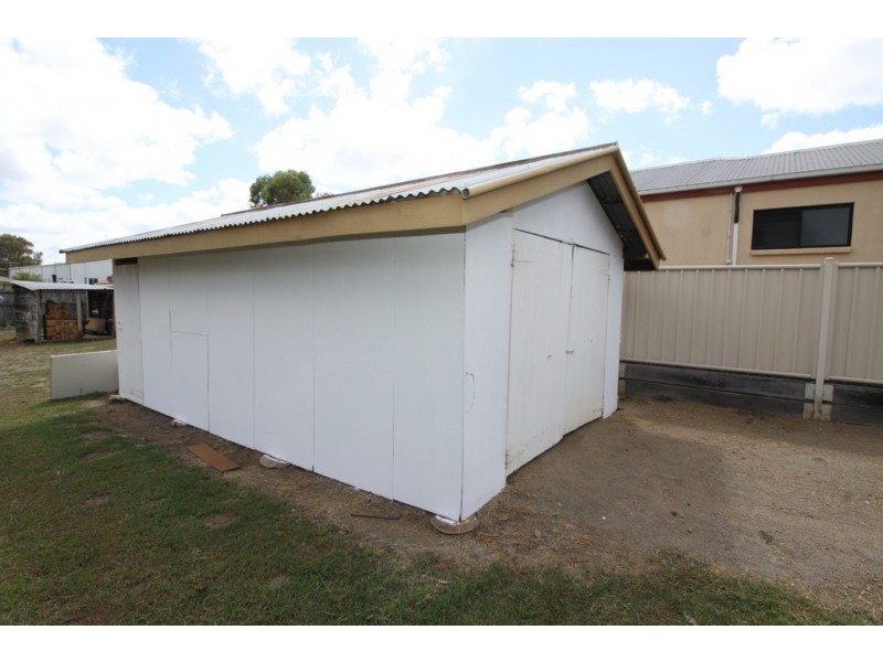 52 KNIGHT STREET, Kingaroy QLD 4610