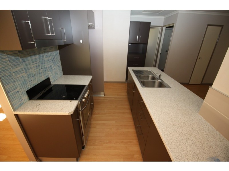 24-26 Earl Street, Memerambi QLD 4610