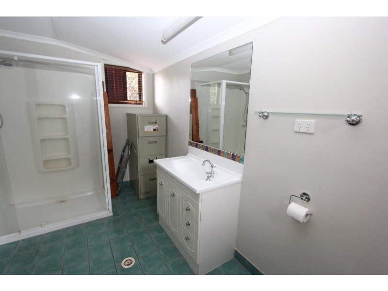 2 Vernor Place, Kingaroy QLD 4610