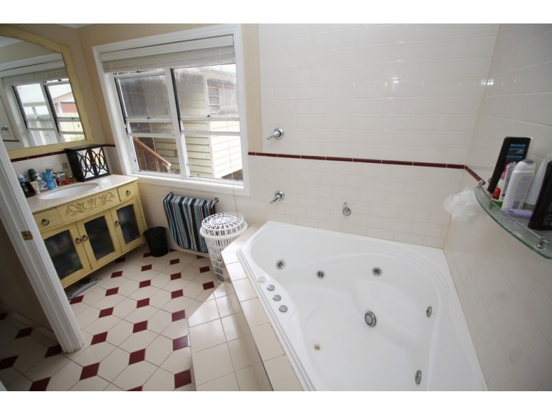 83 MARKWELL STREET, Kingaroy QLD 4610