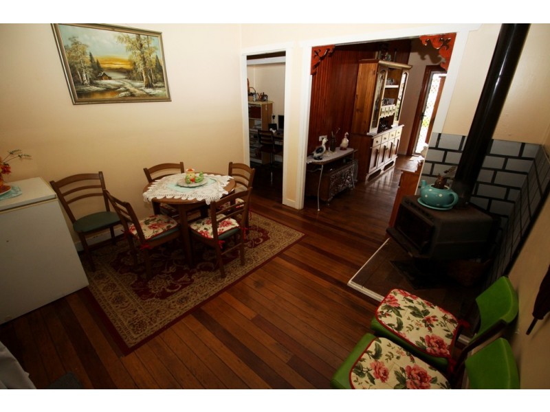 60 KNIGHT STREET, Kingaroy QLD 4610