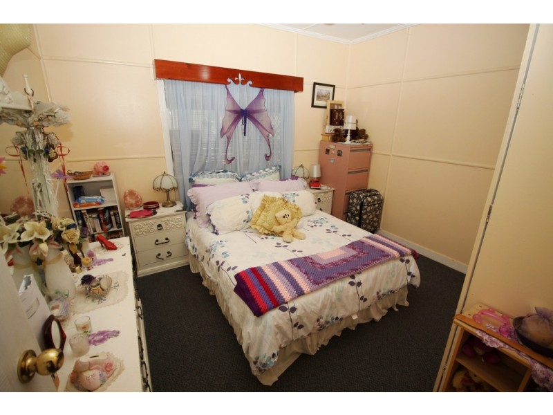 60 KNIGHT STREET, Kingaroy QLD 4610