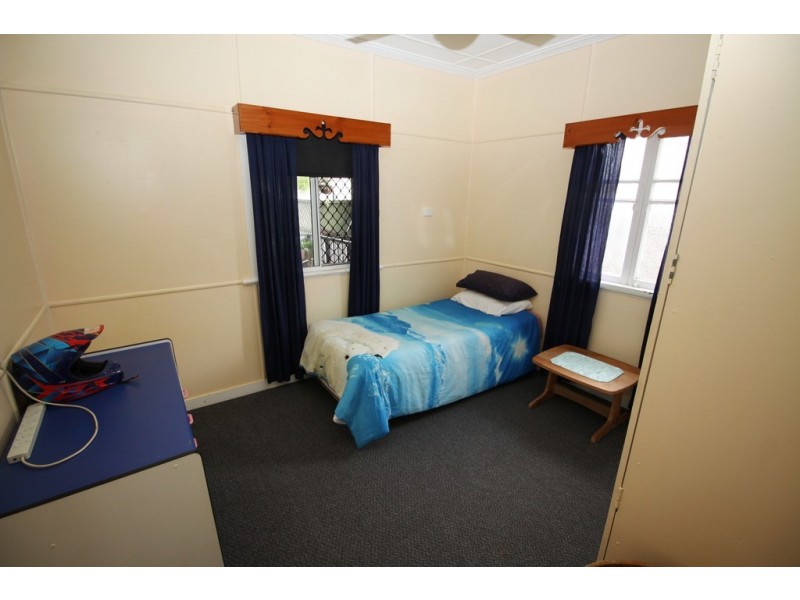 60 KNIGHT STREET, Kingaroy QLD 4610