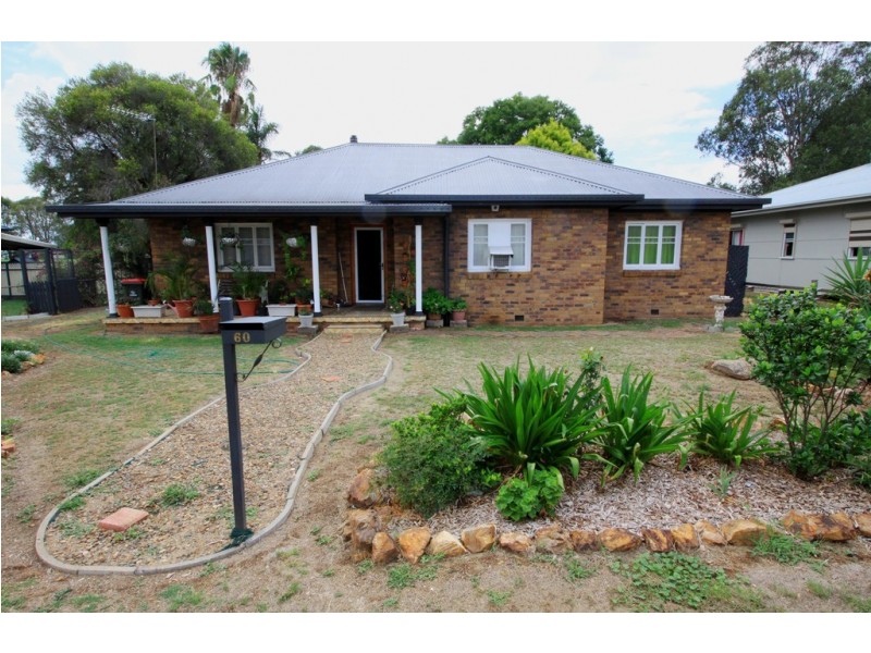 60 KNIGHT STREET, Kingaroy QLD 4610